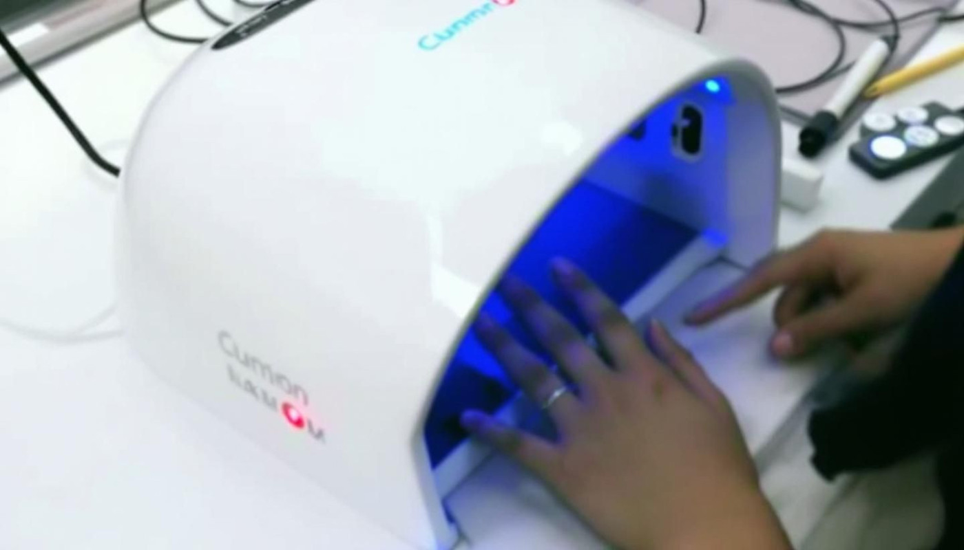 Avantages des mini lampes LED pour manucures efficaces et sûres